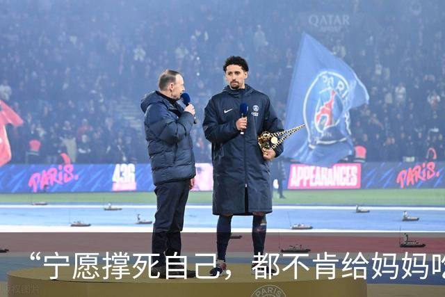 “宁愿撑死自己，都不肯给妈妈吃一口”，一段吃饭视频，已经不单是面相问题了